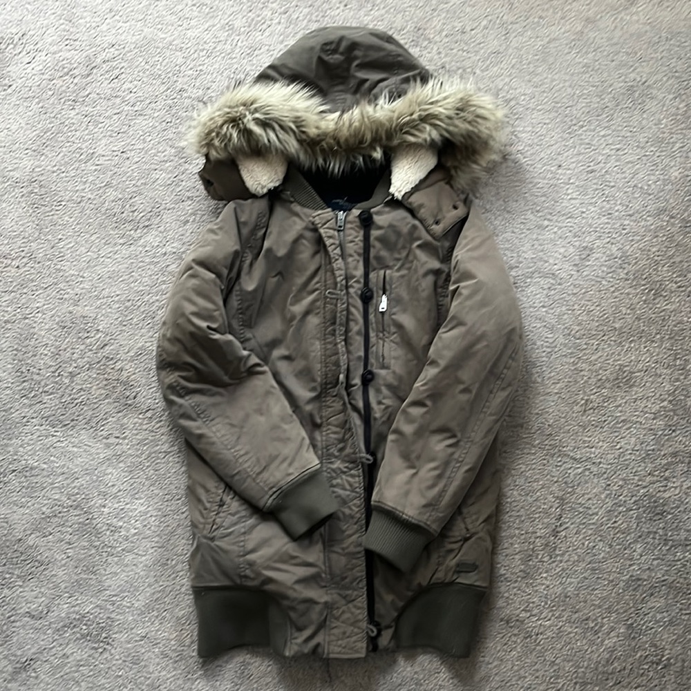 American Eagle Outfitters women’s parka